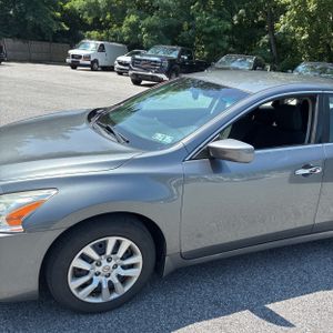 2015 Nissan ALTIMA 2.5 S — фото 2