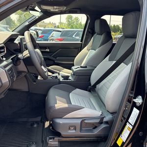 2025 Toyota TACOMA TRD SPORT thumbnail 32