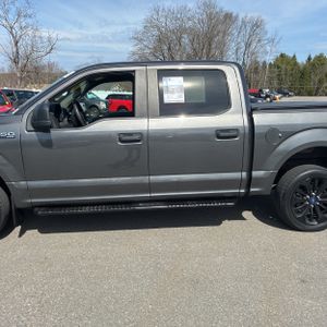 FORD F150 LARIAT - 4