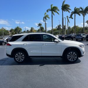 MERCEDES-BENZ GLE - 10