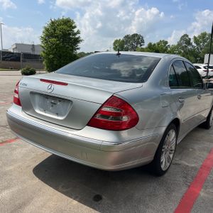 MERCEDES-BENZ E-CLASS - 8