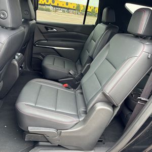 2025 Chevrolet TRAVERSE Z71 照片 34