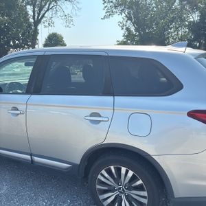2019 Mitsubishi OUTLANDER SE — фото 6