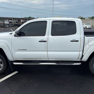 صورة 4 لـ 2011 Toyota TACOMA PRERUNNER