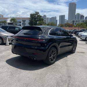PORSCHE CAYENNE - 8