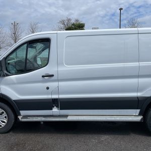 FORD TRANSIT 250 - 4