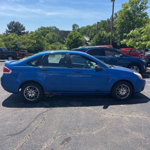 FORD FOCUS SE - 10