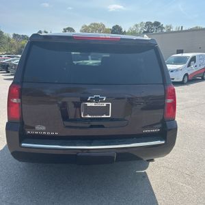 CHEVROLET SUBURBAN PREMIER - 7