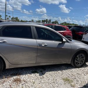 صورة مصغرة 11 لـ 2024 Hyundai ELANTRA SEL