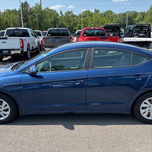 صورة 4 لـ 2019 Hyundai ELANTRA SE