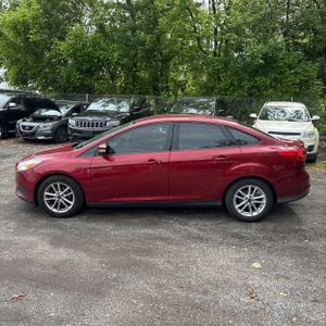 FORD FOCUS SE - 3