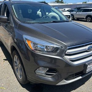 صورة مصغرة 55 لـ 2018 FORD ESCAPE SE