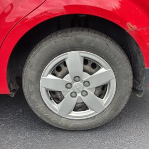 2015 Chevrolet SONIC LS AUTO — миниатюра 18