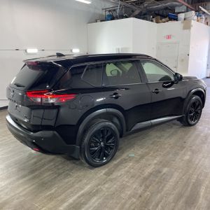 NISSAN ROGUE SV - 8