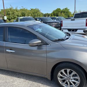 2016 Nissan SENTRA SV 缩略图 13