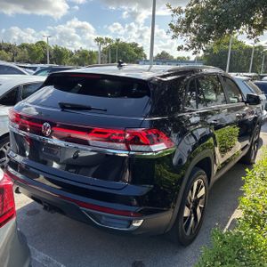 2024 Volkswagen ATLAS CROSS SPORT SE — фото 7