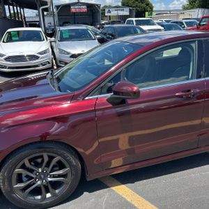 FORD FUSION SE - 2