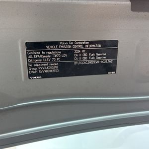 صورة مصغرة 49 لـ 2024 Volvo S60 B5 CORE DARK THEME