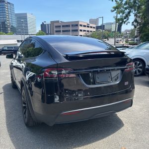 TESLA MODEL X PLAID - 5