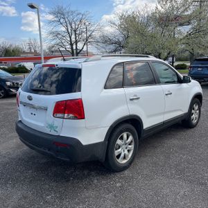 KIA SORENTO BASE - 8