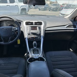 2015 FORD FUSION SE thumbnail 36