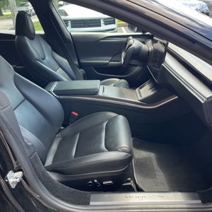 2021 Tesla MODEL S PLAID — миниатюра 28