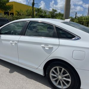 2018 Hyundai SONATA SE 照片 6