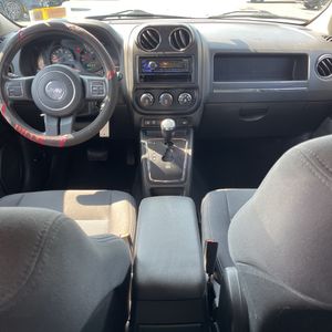 2012 JEEP PATRIOT LATITUDE — миниатюра 36