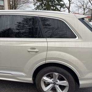 AUDI Q7 PREMIUM - 6