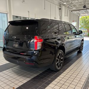 CHEVROLET SUBURBAN RST - 7