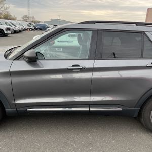 FORD EXPLORER XLT - 4