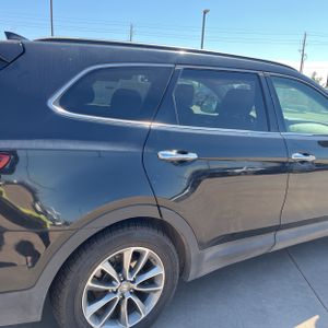 HYUNDAI SANTA FE SE - 9