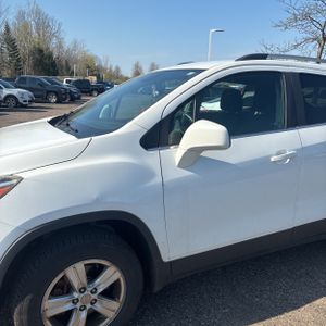 CHEVROLET TRAX LT - 2