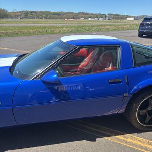 CHEVROLET CORVETTE - 4