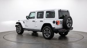 صورة 5 لـ 2025 JEEP WRANGLER SAHARA