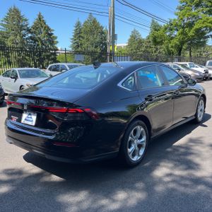 صورة 8 لـ 2023 Honda ACCORD LX