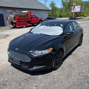 FORD FUSION SE - 1
