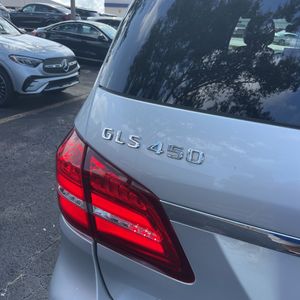 2017 Mercedes-BENZ GLS 照片 23