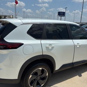 2024 Nissan ROGUE SV 照片 9