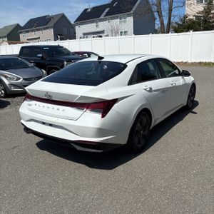 HYUNDAI ELANTRA SEL - 8