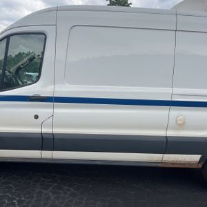 FORD TRANSIT 350 - 4
