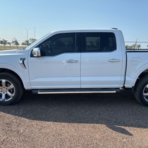 2023 FORD F-150 LARIAT — фото 4