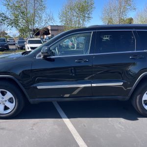 JEEP GRAND CHEROKEE LAREDO - 4