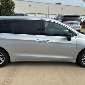 2024 Chrysler PACIFICA TOURING L 照片 9