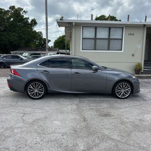 LEXUS IS 200T BASE - 9