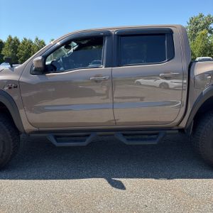 2022 Nissan FRONTIER PRO-4X photo 4
