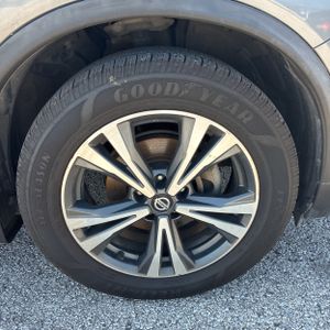 2019 Nissan ROGUE SV — миниатюра 20
