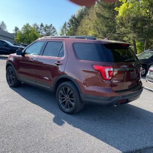 FORD EXPLORER XLT - 5