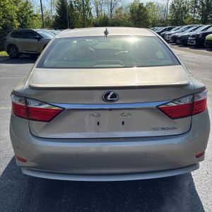 LEXUS ES 300H BASE - 7