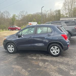 CHEVROLET TRAX LS - 3